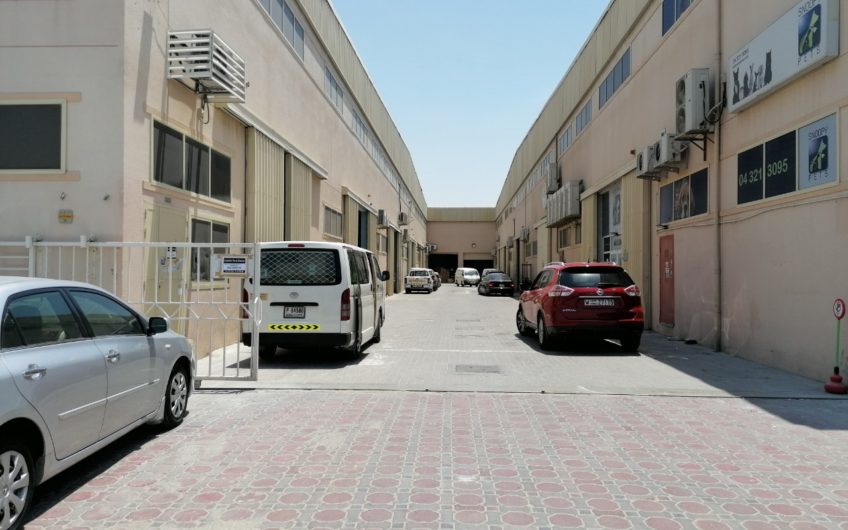 Storage Warehouse in Dubai Al Quoz